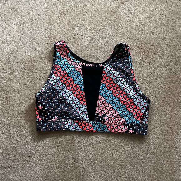 Two Victoria's Secret Sports Bra - Picture 2 of 8